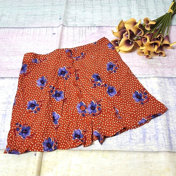 Forever 21 Floral Print Skater Skirt - Picture 1 of 7